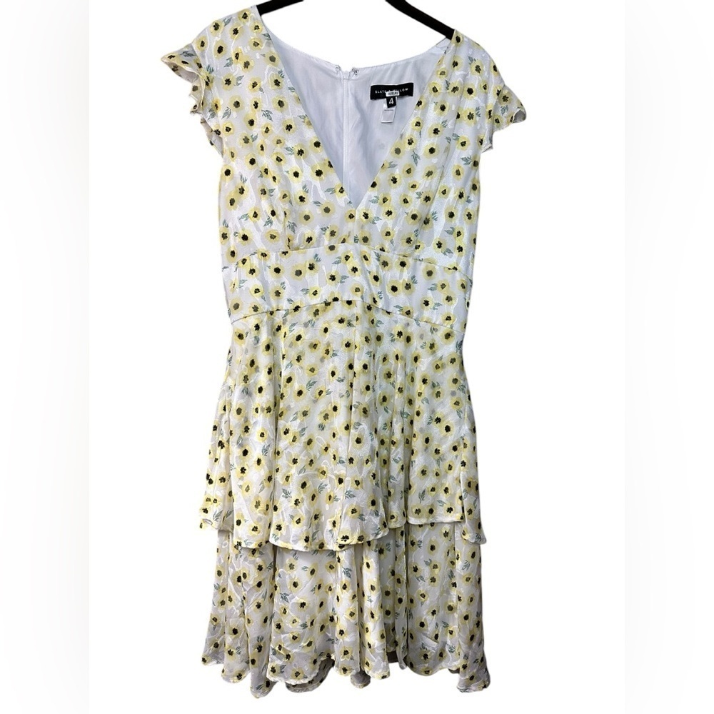 Slate & Willow Yellow & White Floral Dress Size 4